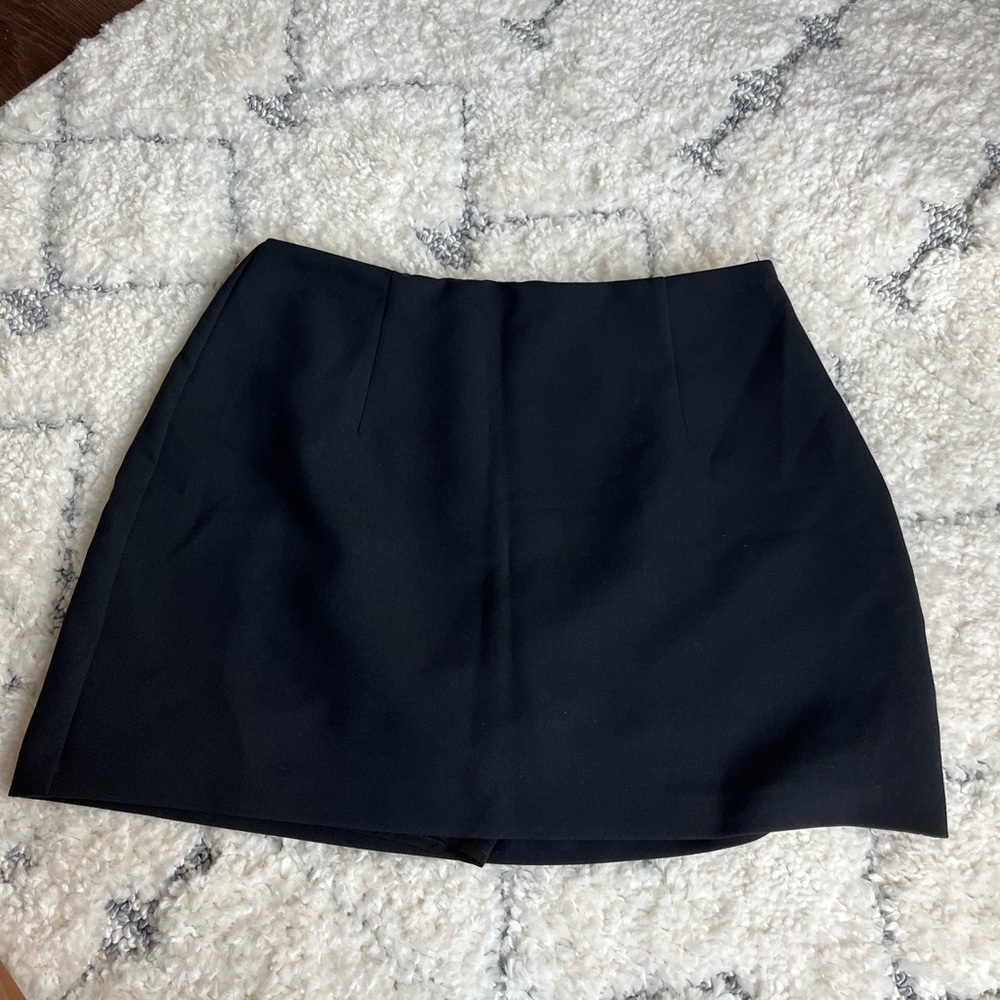 Abercrombie Black Mini Skirt | Size M
